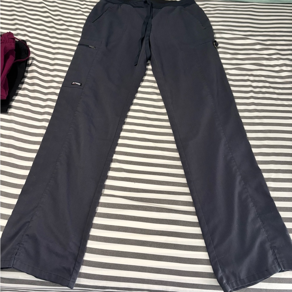 Greys Anatomy women’s Slate Cargo Pants